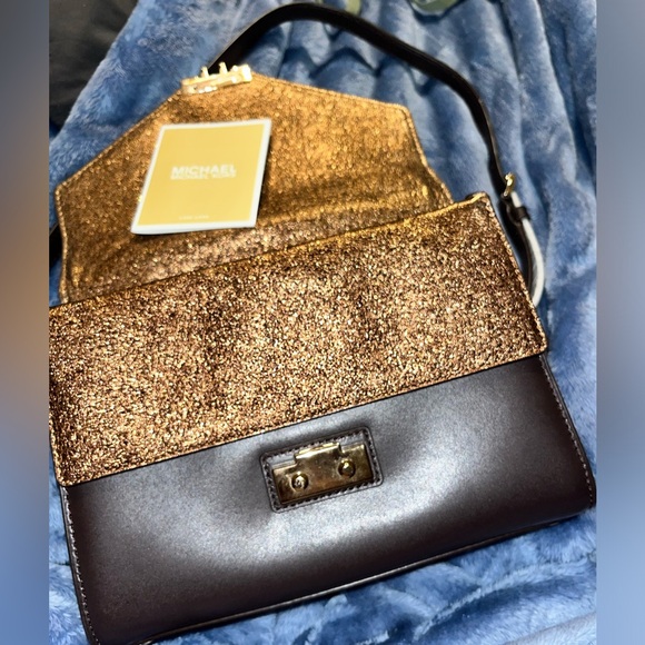 🌺⭐️🌺 HP 🌺⭐️🌺NWOT— Michael Kors crossbody 🌺⭐️🌺 - Picture 7 of 13
